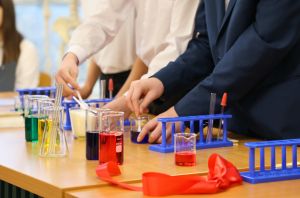 Niemal 3 miliony złotych na cele edukacyjne z Eur
